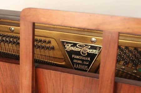 Aarhus Piano fabrik Brodr Caspersen logo