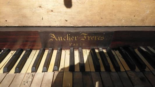 Aucher & Fils logo