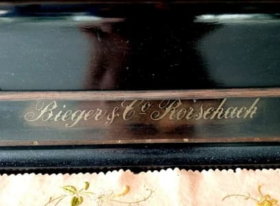 Bieger & Co J logo