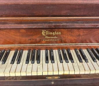 Ellington logo