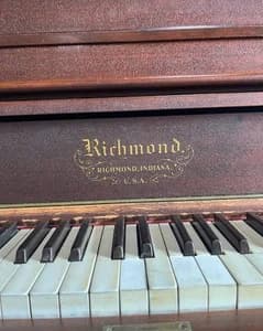 Richmond logo
